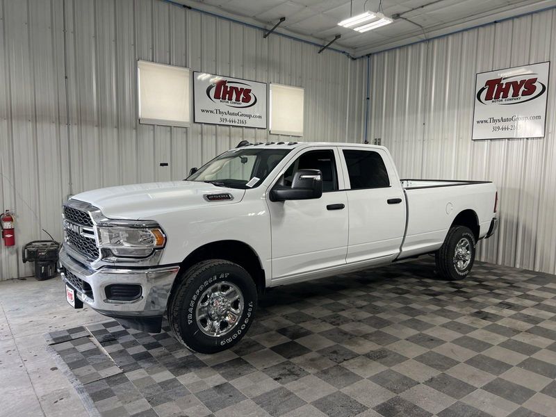 2024 RAM 2500 Tradesman Crew Cab 4x4 8