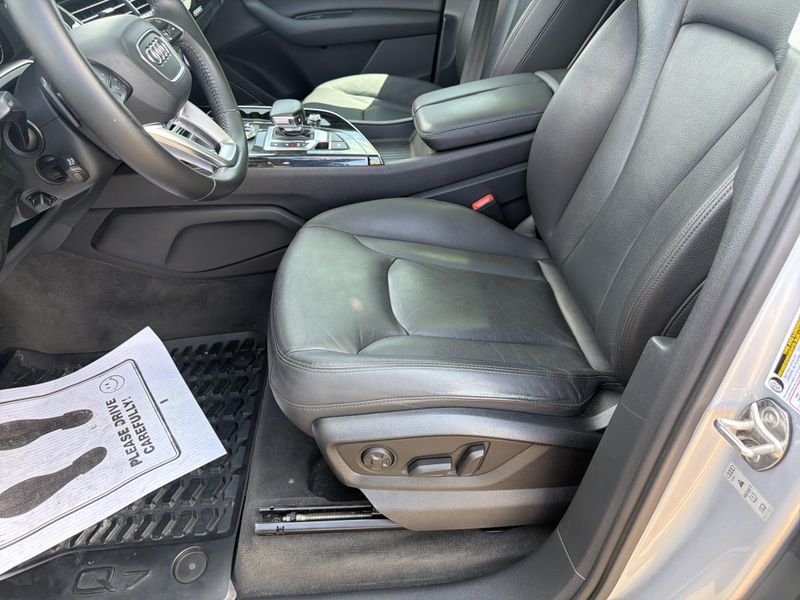 Used 2017 Audi Q7 Premium PlusImage 36