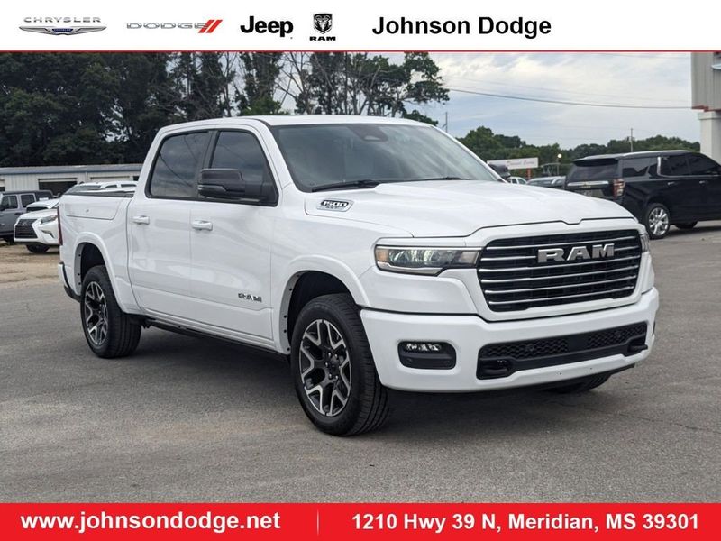 2025 RAM 1500 Laramie Crew Cab 4x4 5