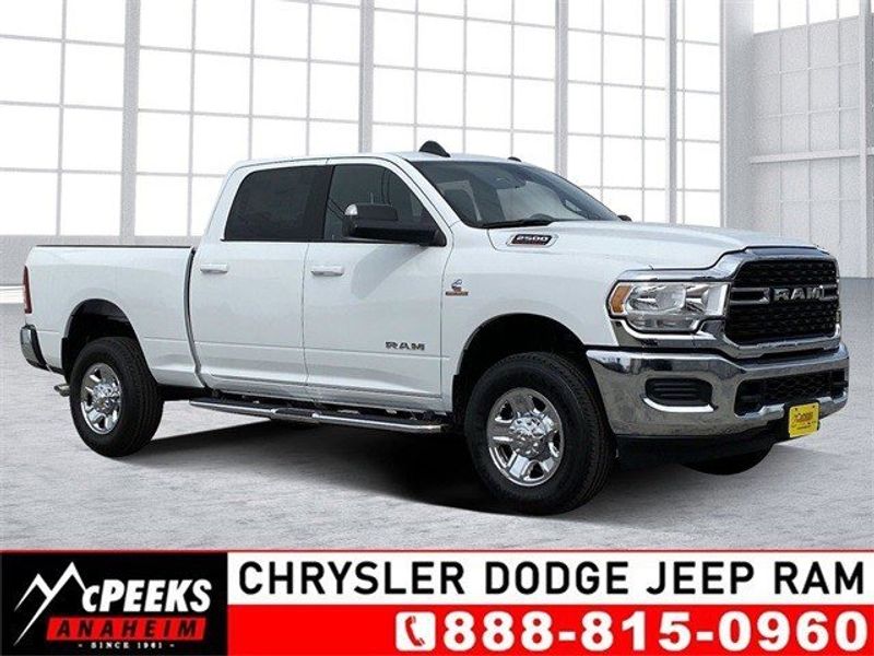 2022 RAM 2500 Big Horn Crew Cab 4x4 6