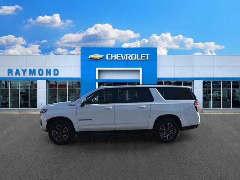 Used 2022 Chevrolet Suburban Z71Image 6