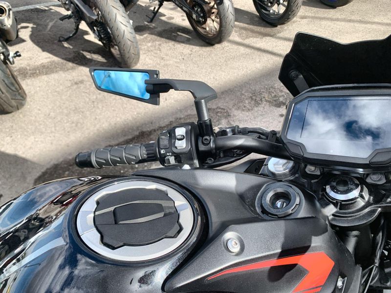 Used 2023 Kawasaki Z650 Base Image 18