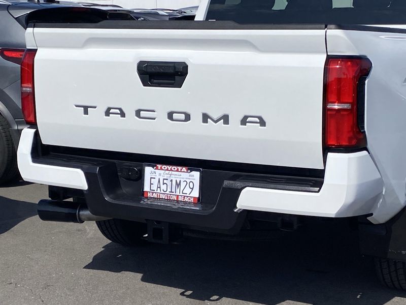 2025 Toyota Tacoma SR5Image 5