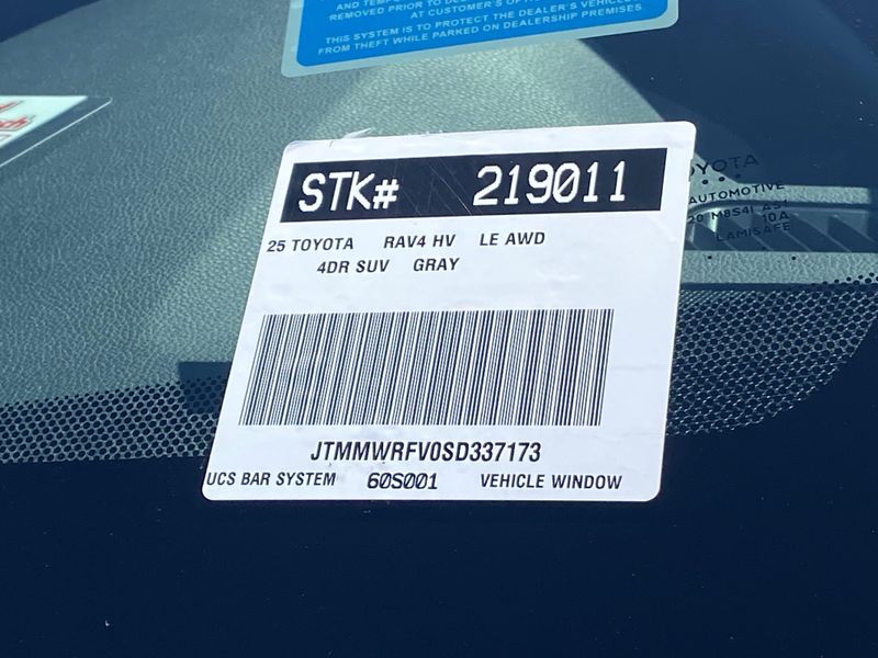 New 2025 Toyota RAV4 Hybrid LEImage 20