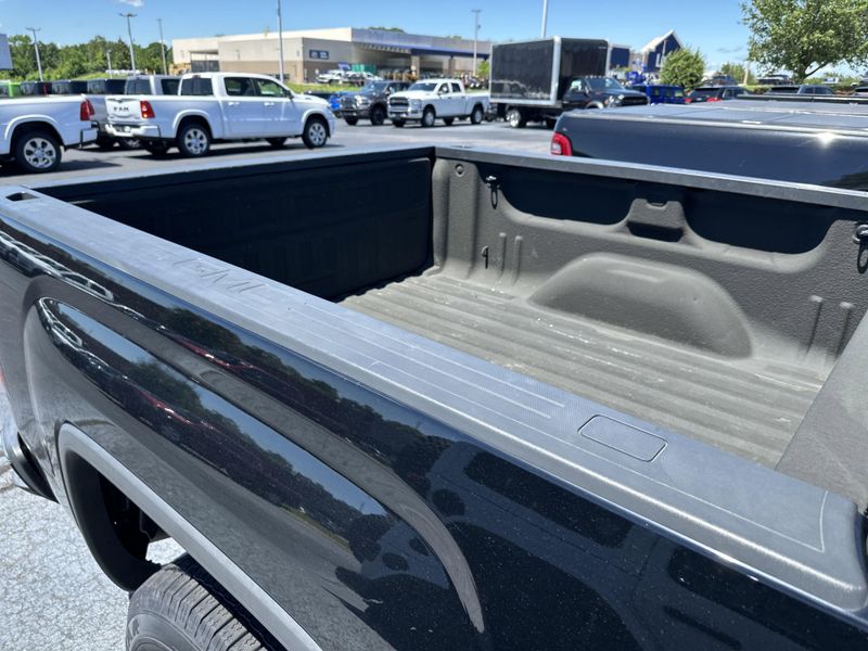 2014 GMC Sierra 1500 Image 8