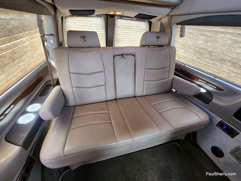 2022 Chevrolet Express Cargo Image 5