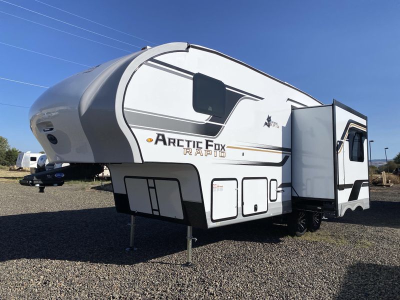 New 2027 NORTHWOOD MFG Arctic Fox Rapid 245RLSImage 6