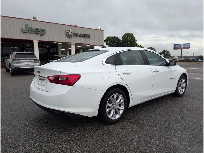 2023 Chevrolet Malibu LTImage 5