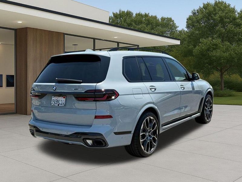 Used 2026 BMW X7 xDrive40iImage 7