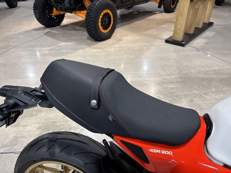 New 2026 Yamaha XSR900 Image 19