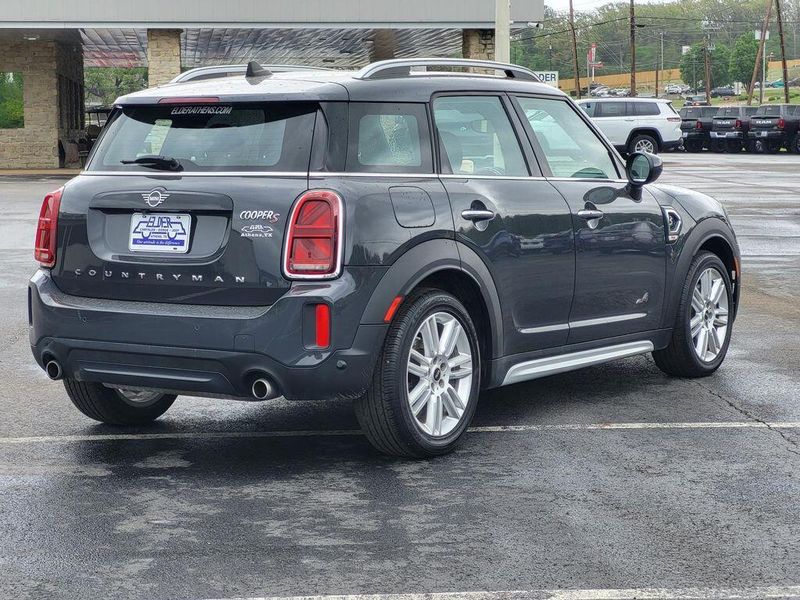 2021 MINI Countryman ClassicImage 6