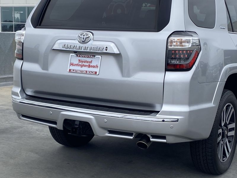2022 Toyota 4Runner LimitedImage 5