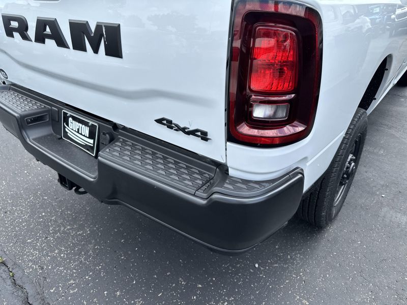 2025 RAM 2500 Tradesman Crew Cab 4x4 8