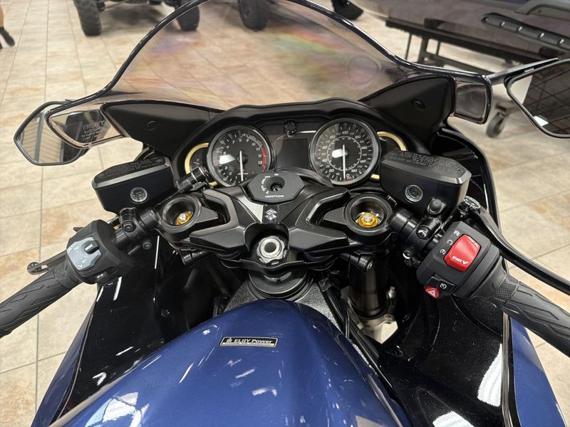 New 2027 Suzuki Hayabusa Image 23