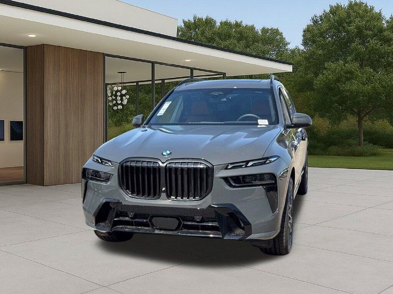 New 2027 BMW X7 xDrive40iImage 3