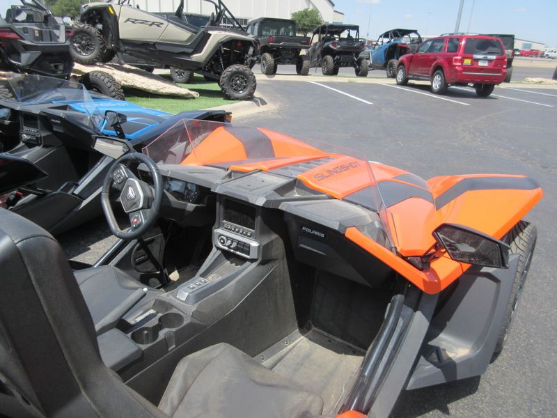 USED 2024 POLARIS SLINGSHOT SL AUTODRIVE Image 14