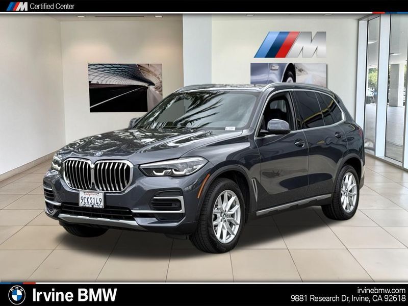 2022 BMW X5 sDrive40iImage 1