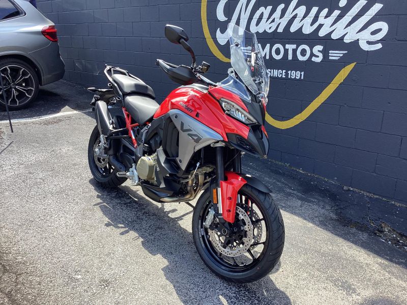 New 2025 Ducati MULTISTRADA V4 