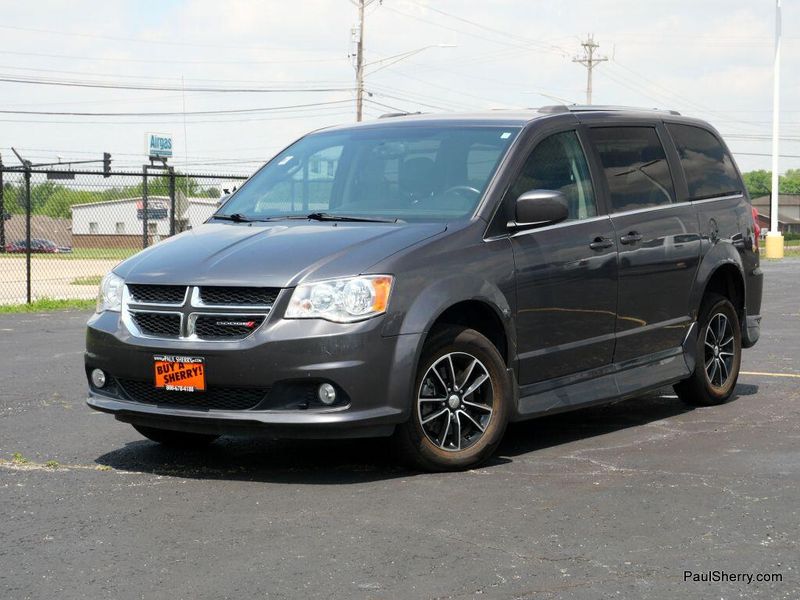 2018 Dodge Grand Caravan SXTImage 26