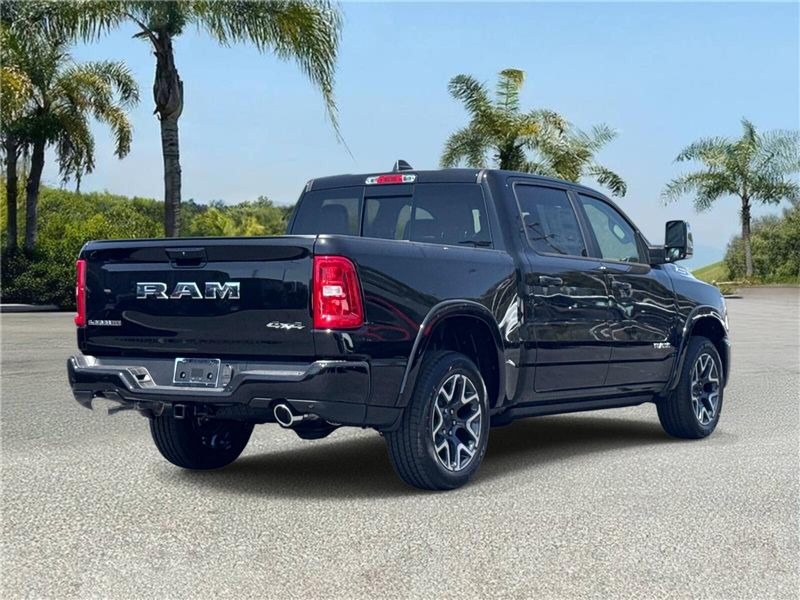 New 2026 RAM 1500 Laramie Crew Cab 4x4 5'7' Box