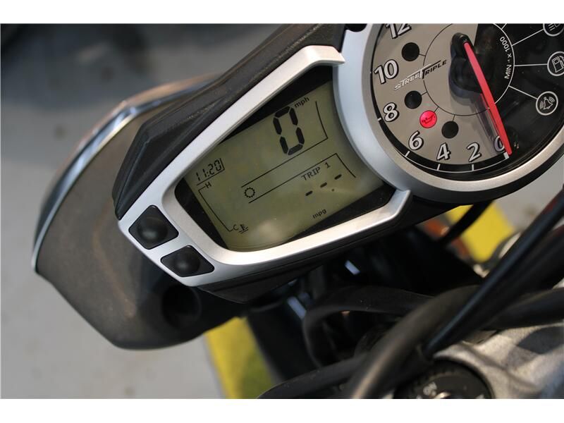 Used 2012 Triumph STREET TRIPLE R Image 8