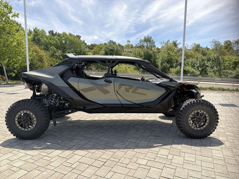 New 2026 Can-Am MAVERICK R MAX X RC WITH SMART-SHOX 999T DCT Image 18