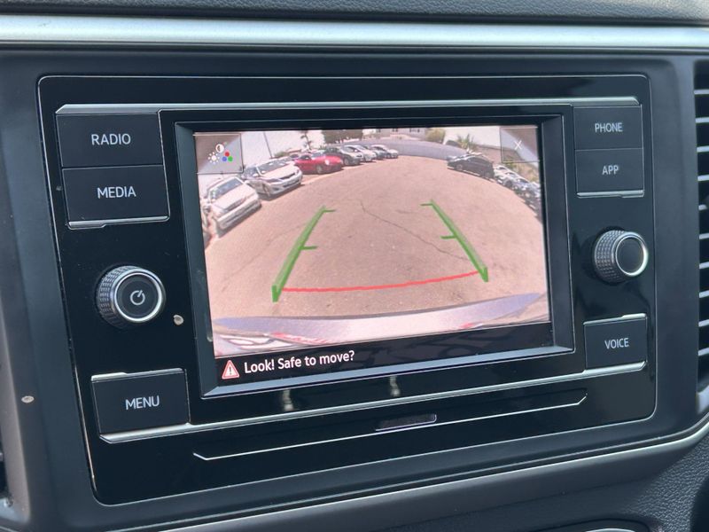 Used 2022 Volkswagen Atlas 2.0T SEImage 22