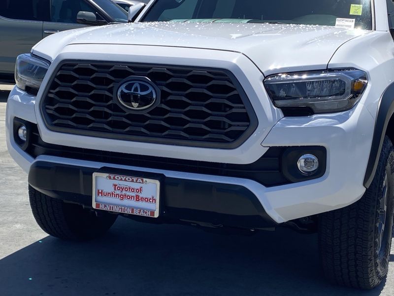2023 Toyota Tacoma TRD Off-RoadImage 9