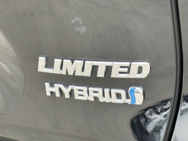 2021 Toyota RAV4 Hybrid LimitedImage 13