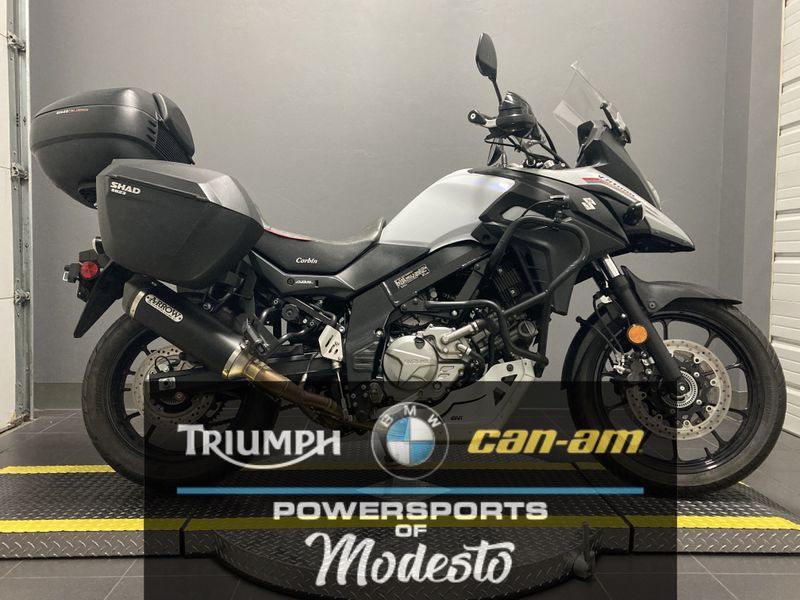 2017 Suzuki V-STROM 650 ABS in a WHITE exterior color. BMW Motorcycles of Modesto 209-524-2955 bmwmotorcyclesofmodesto.com 