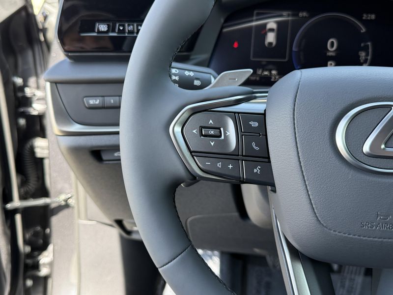 New 2026 Lexus RZ 350eImage 21