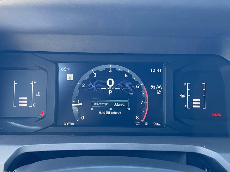 2025 Toyota Tacoma SR5Image 28