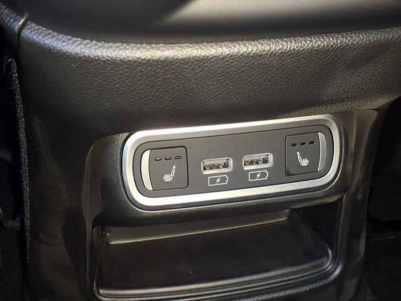 New 2025 Alfa Romeo Stelvio IntensaImage 12