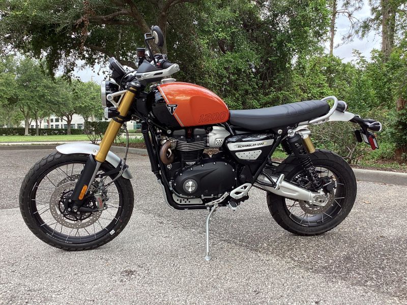 2024 Triumph Scrambler 1200 XE