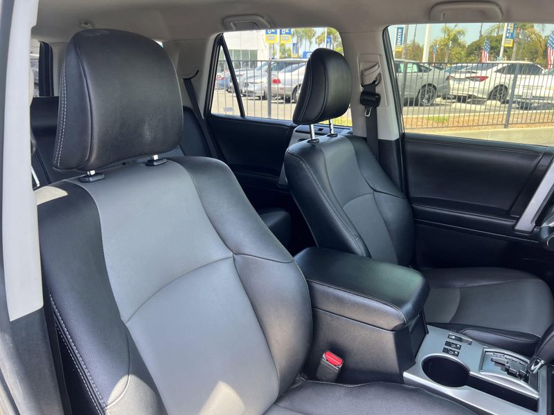 Used 2021 Toyota 4Runner SR5 PremiumImage 25