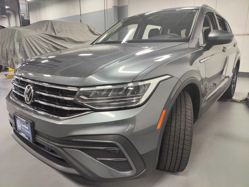 Used 2023 Volkswagen Tiguan SE 4-Motion AWDImage 9