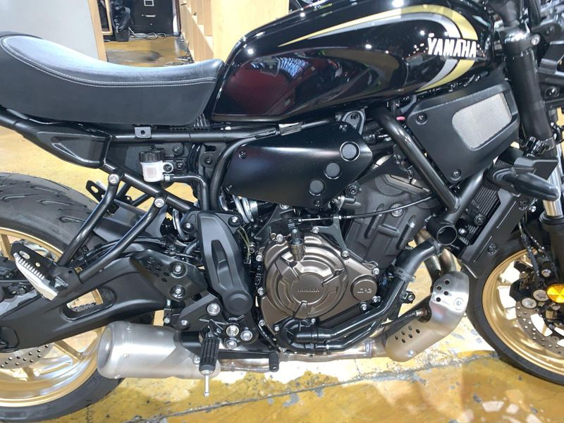 New 2025 Yamaha XSR700 Image 12