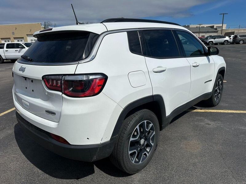2022 Jeep Compass LatitudeImage 11