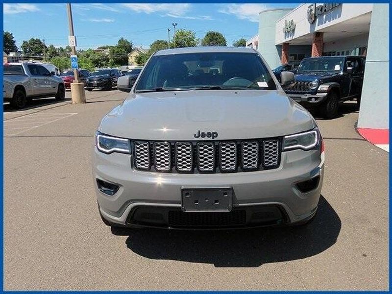 2022 Jeep Grand Cherokee WK Laredo XImage 3