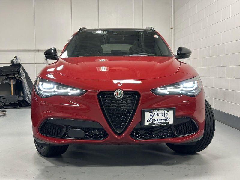 2024 Alfa Romeo Stelvio Veloce AwdImage 11