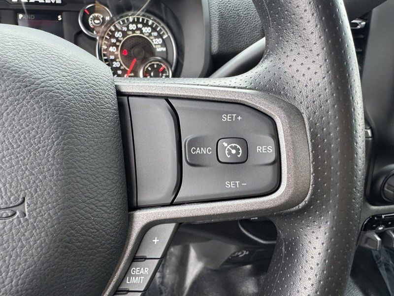 2024 RAM 3500 Chassis Cab TradesmanImage 19