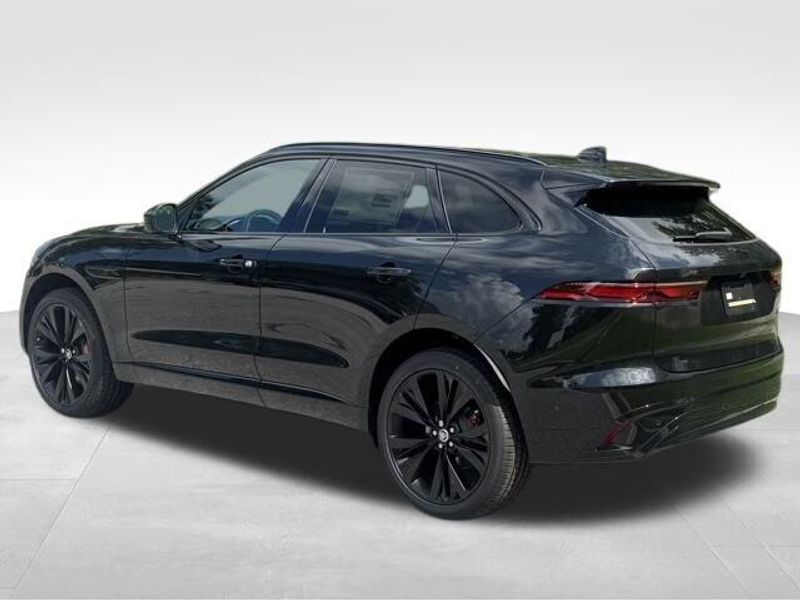 2026 Jaguar F-PACE R-Dynamic S