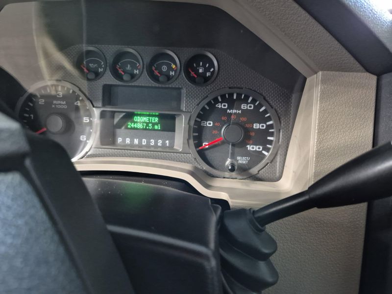 2008 Ford F-250 XLImage 27