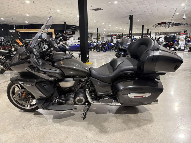 Used 2018 Yamaha Star Venture Image 14