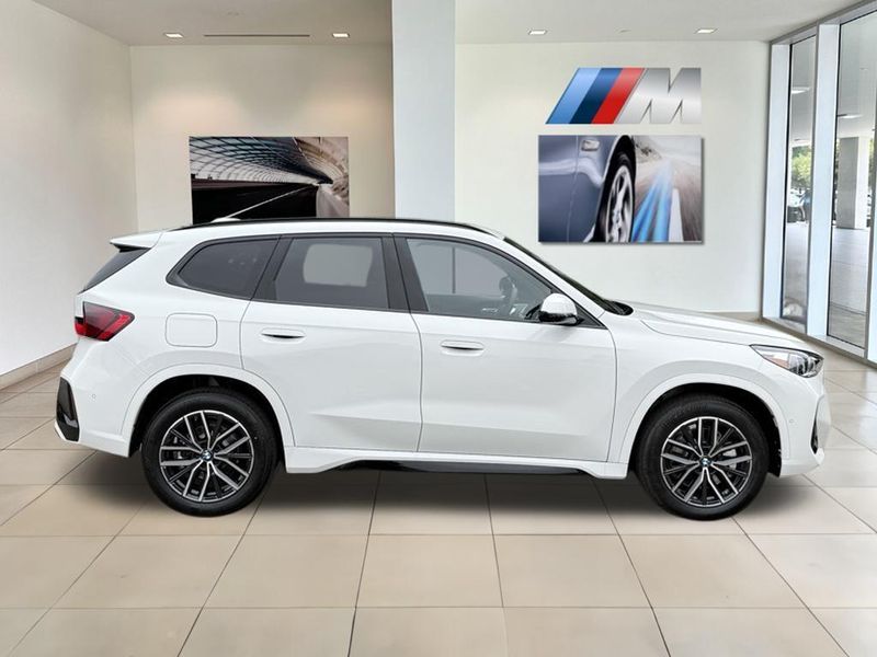 2025 BMW X1 xDrive28iImage 5