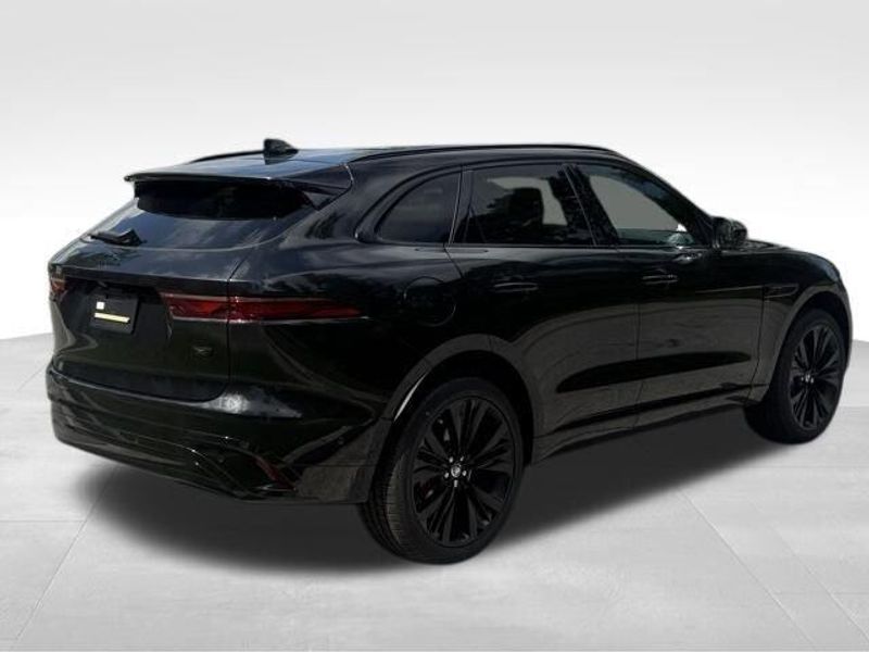 2026 Jaguar F-PACE R-Dynamic S