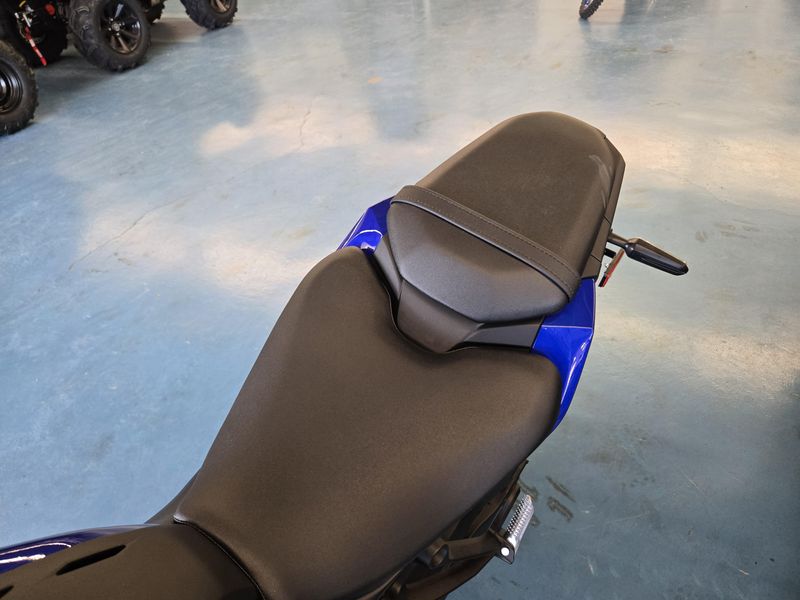 2025 Yamaha MT07 TEAM BLUE Image 14
