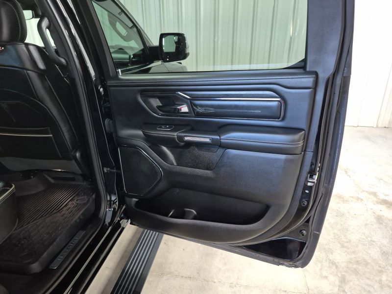 2023 RAM 1500 LimitedImage 7