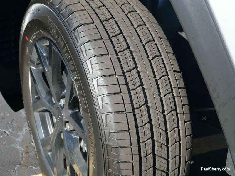 New 2025 Jeep Grand Cherokee Altitude X 4x4