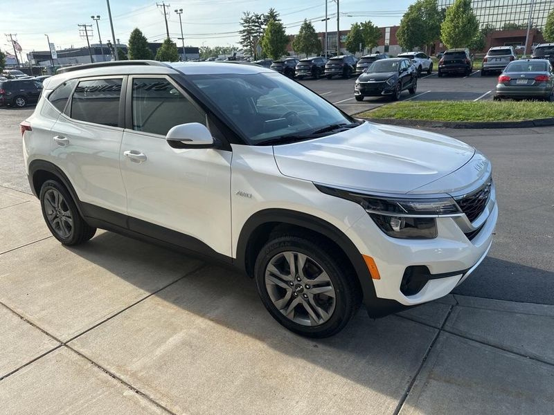 2022 Kia Seltos SImage 3
